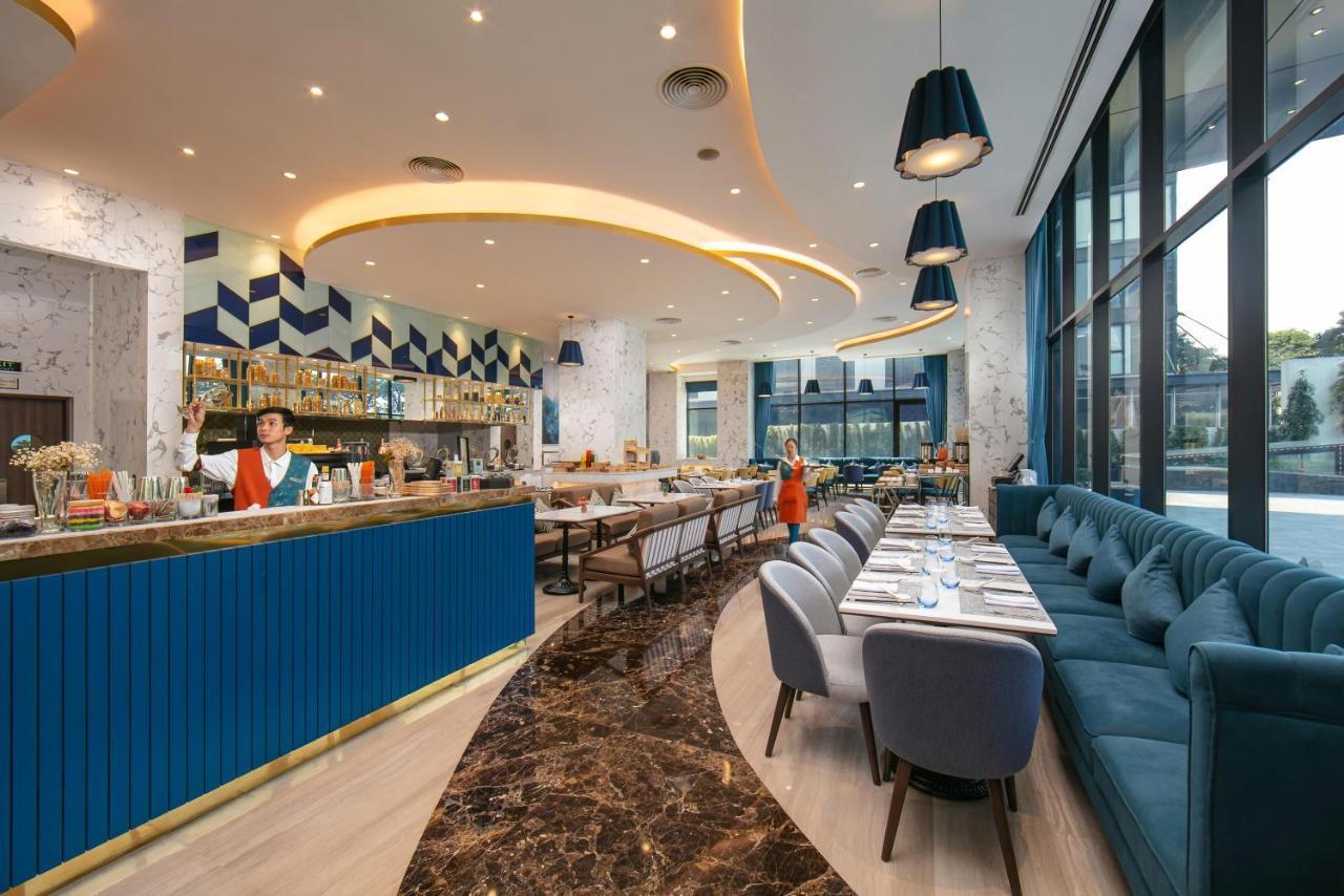 Moevenpick Living West Hanoi Buitenkant foto