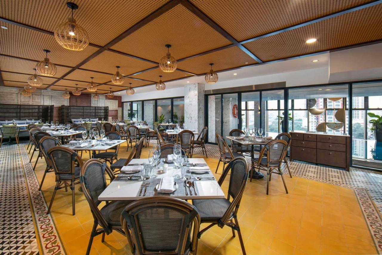 Moevenpick Living West Hanoi Buitenkant foto