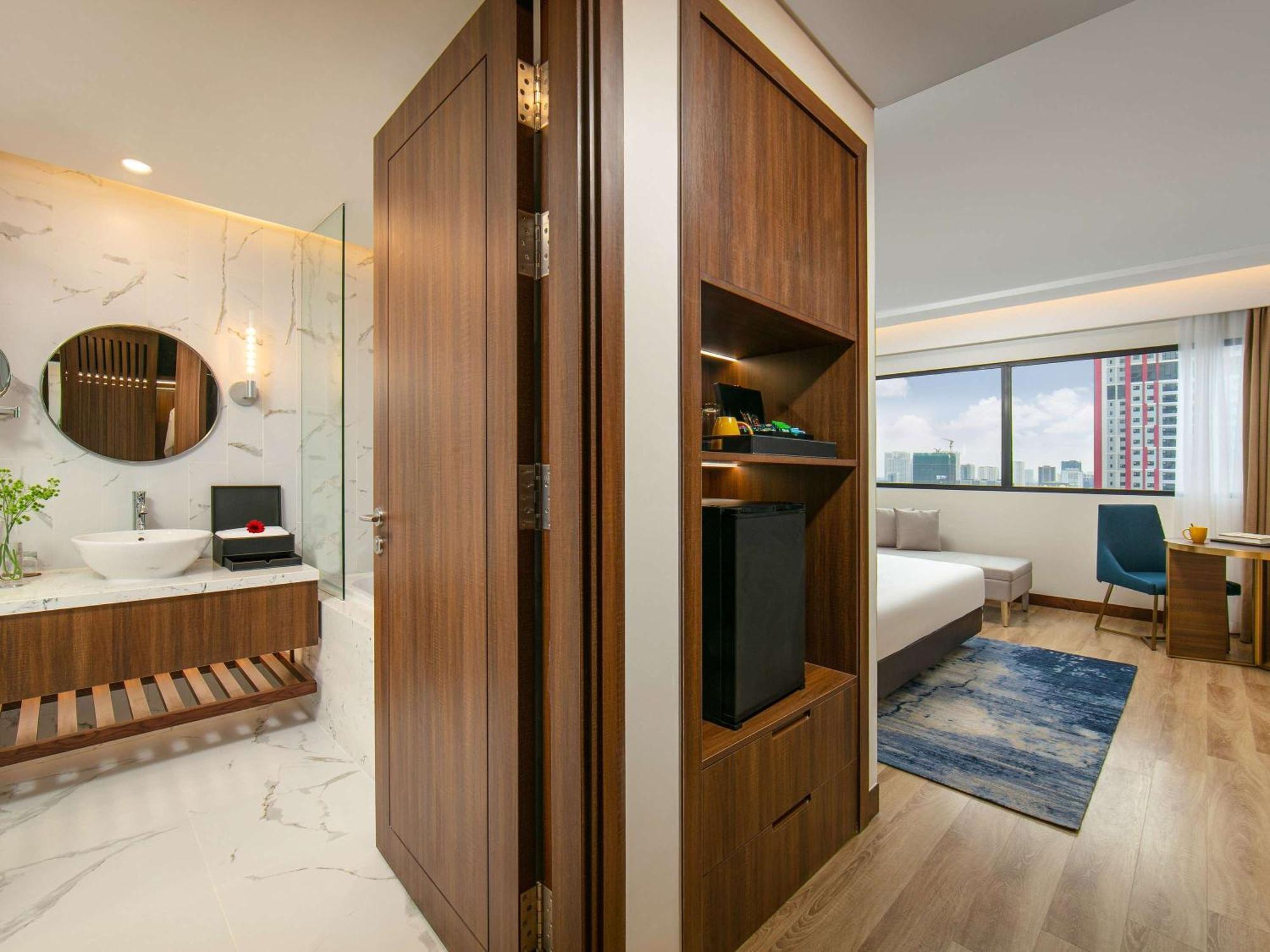 Moevenpick Living West Hanoi Buitenkant foto
