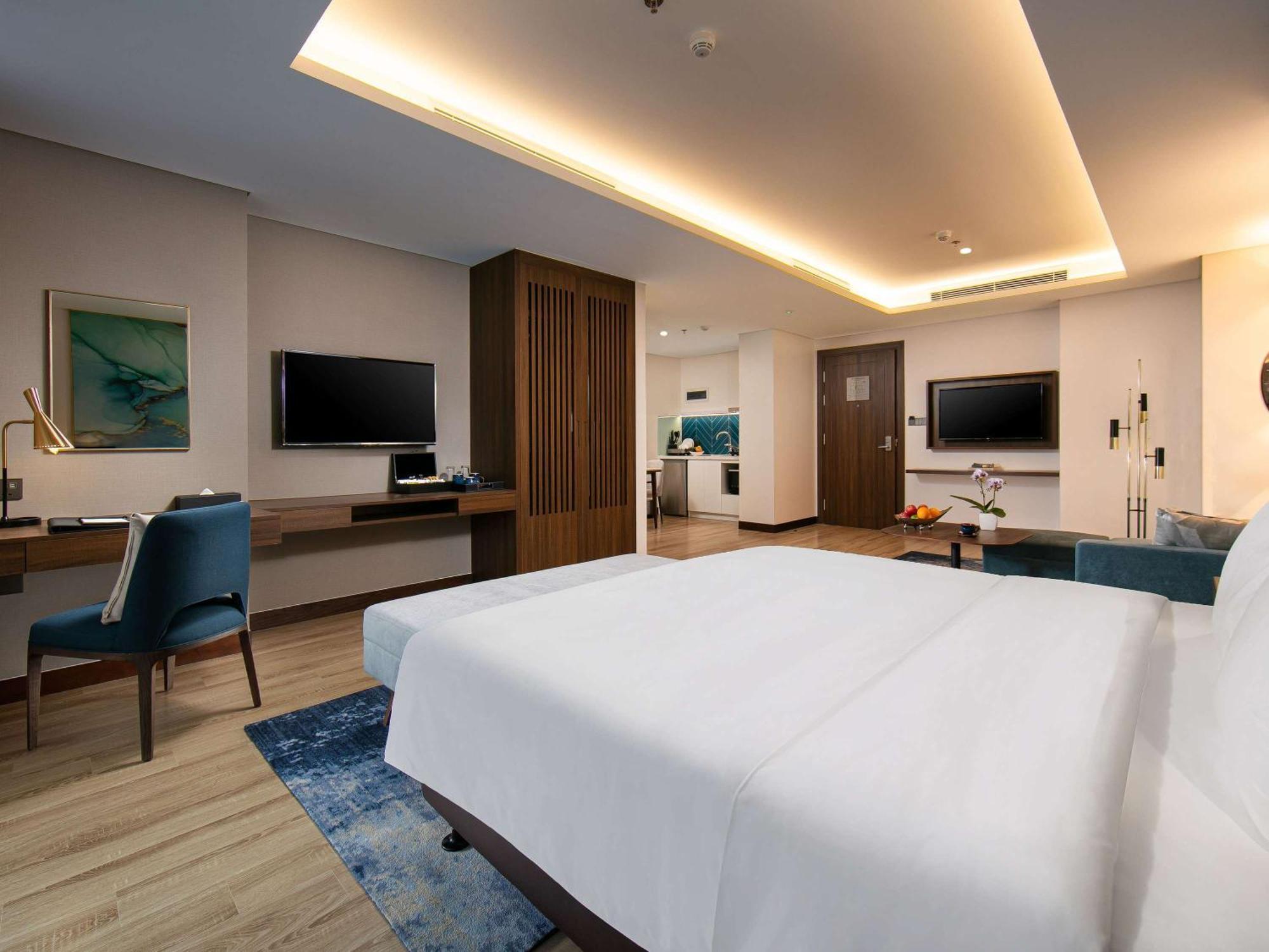 Moevenpick Living West Hanoi Buitenkant foto
