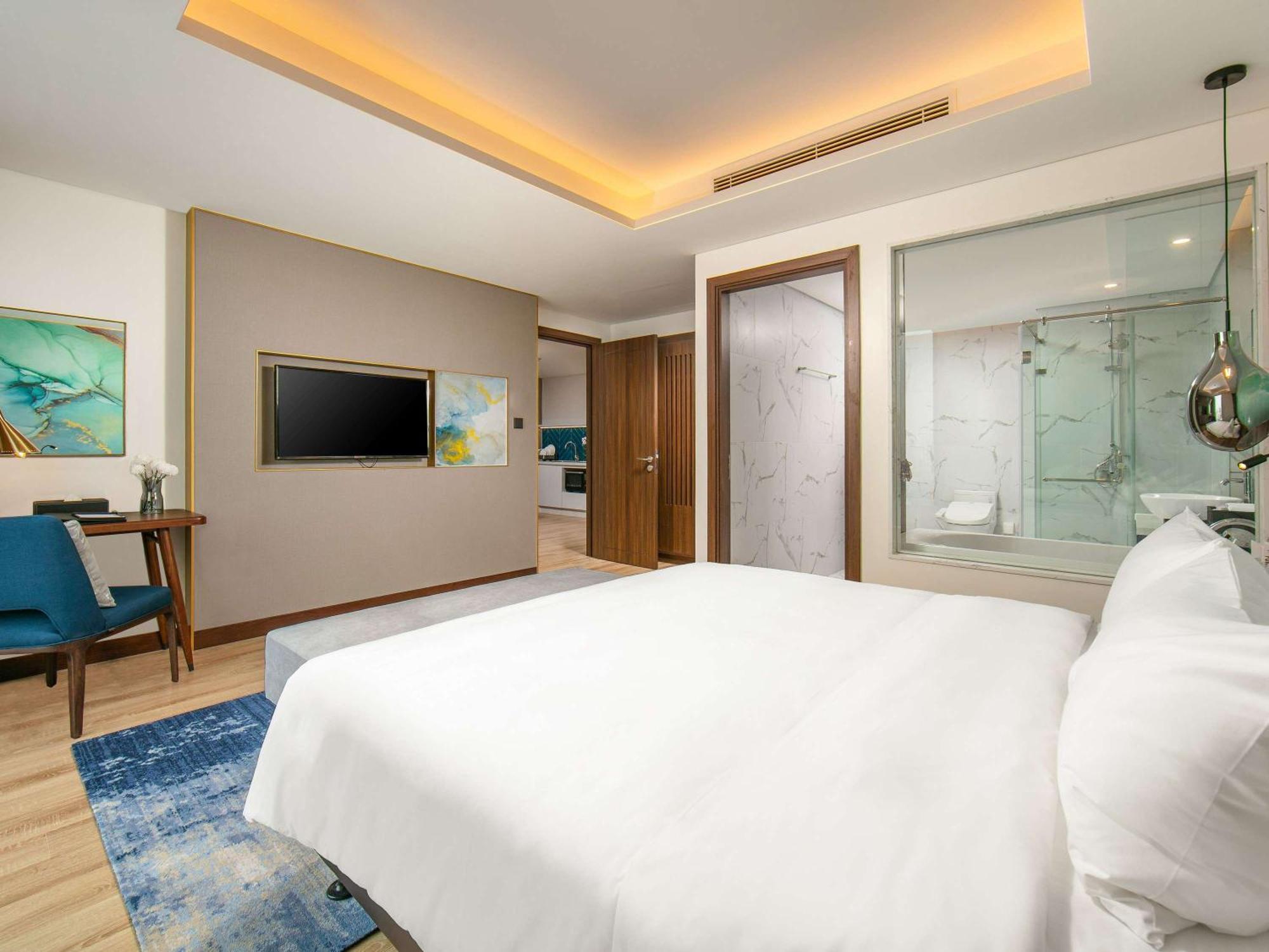 Moevenpick Living West Hanoi Buitenkant foto