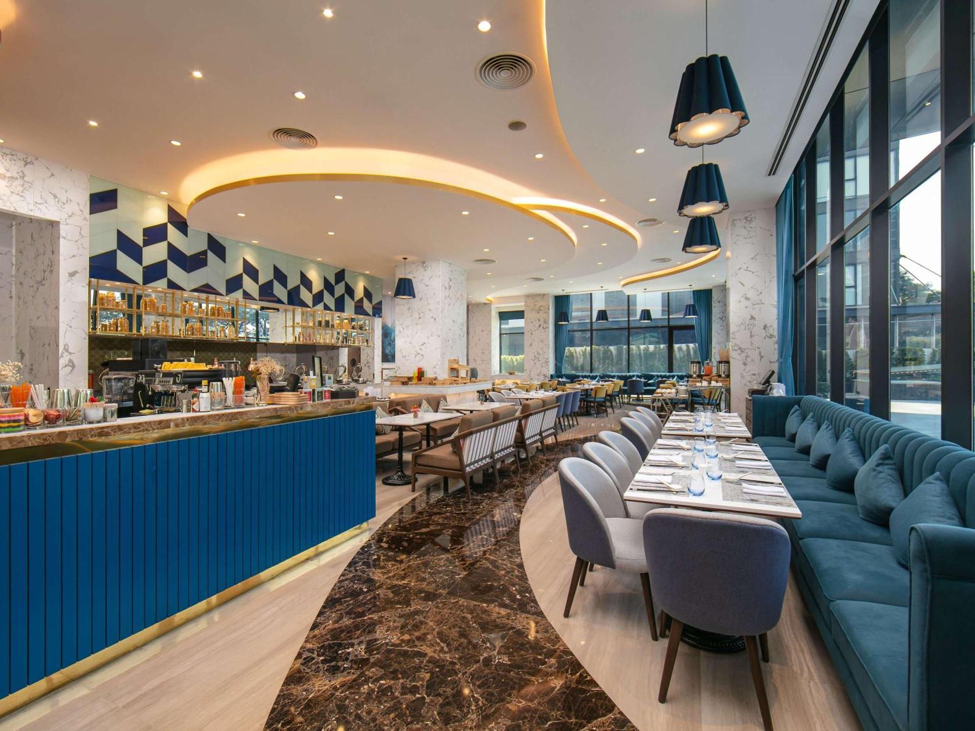 Moevenpick Living West Hanoi Buitenkant foto